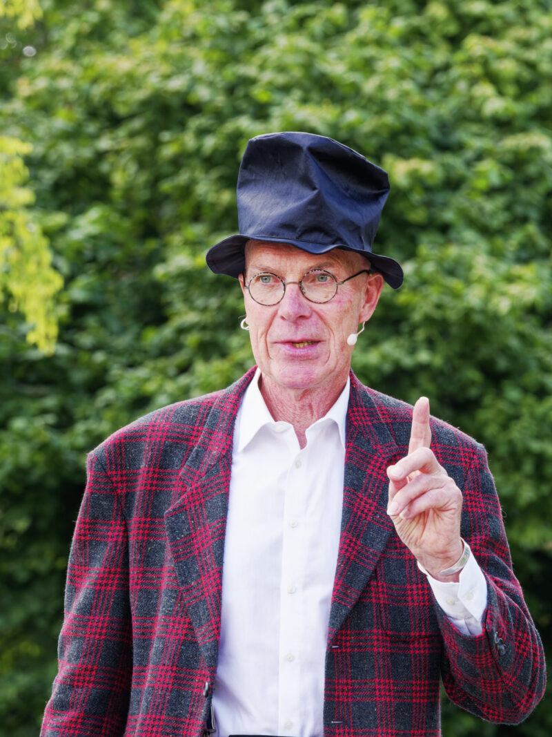Hannes, der Zauberer, im Parkbad